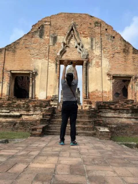 Czarina showing off her proper attire for exploring temples and ruins in Ayutthaya