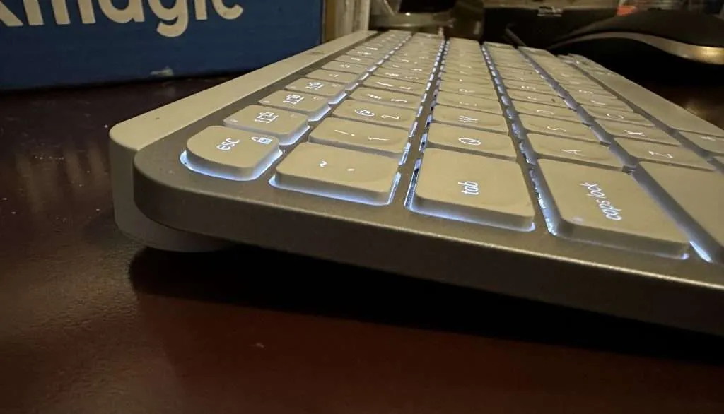 Logitech MX Keys vs Apple Magic Keyboard - Logitech Side view