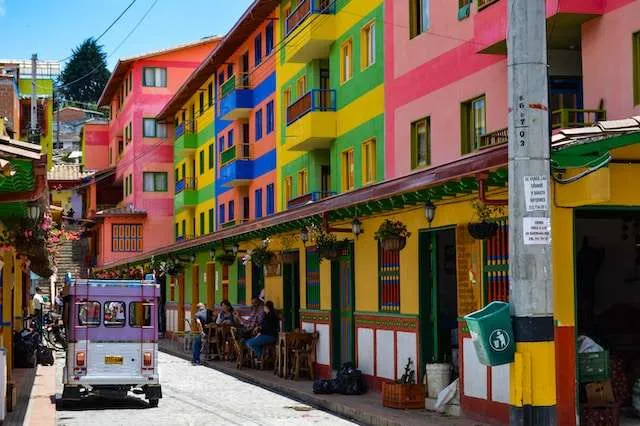 19 Pros and Cons of Living in Colombia: What You Need to Know -