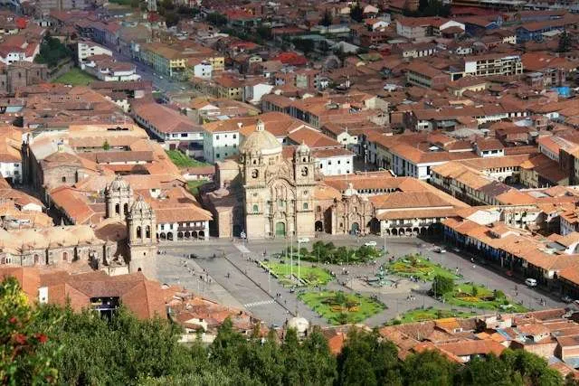 Lima vs Cusco
